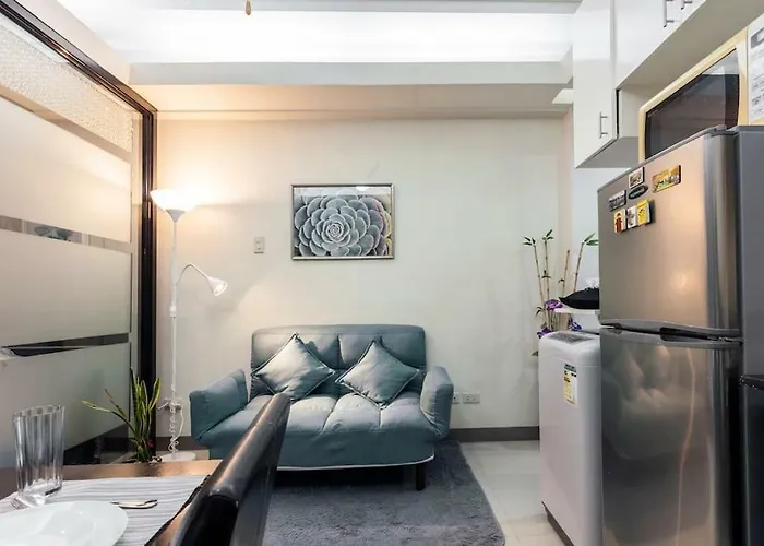 Jen's Paranaque *